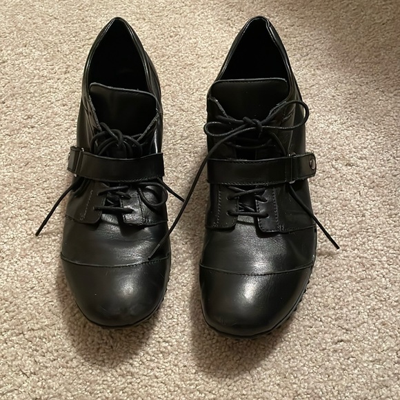 Lumiani booties. Super comfortable! - Picture 1 of 3